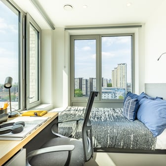 Gold Skyline En Suite - Image 1